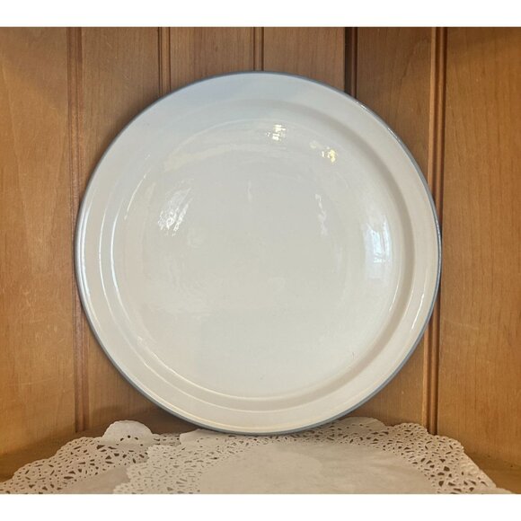Vintage Mayer China Co White Ceramic Dinner Plate Gray Rim Restaurantware Retro - Picture 1 of 5